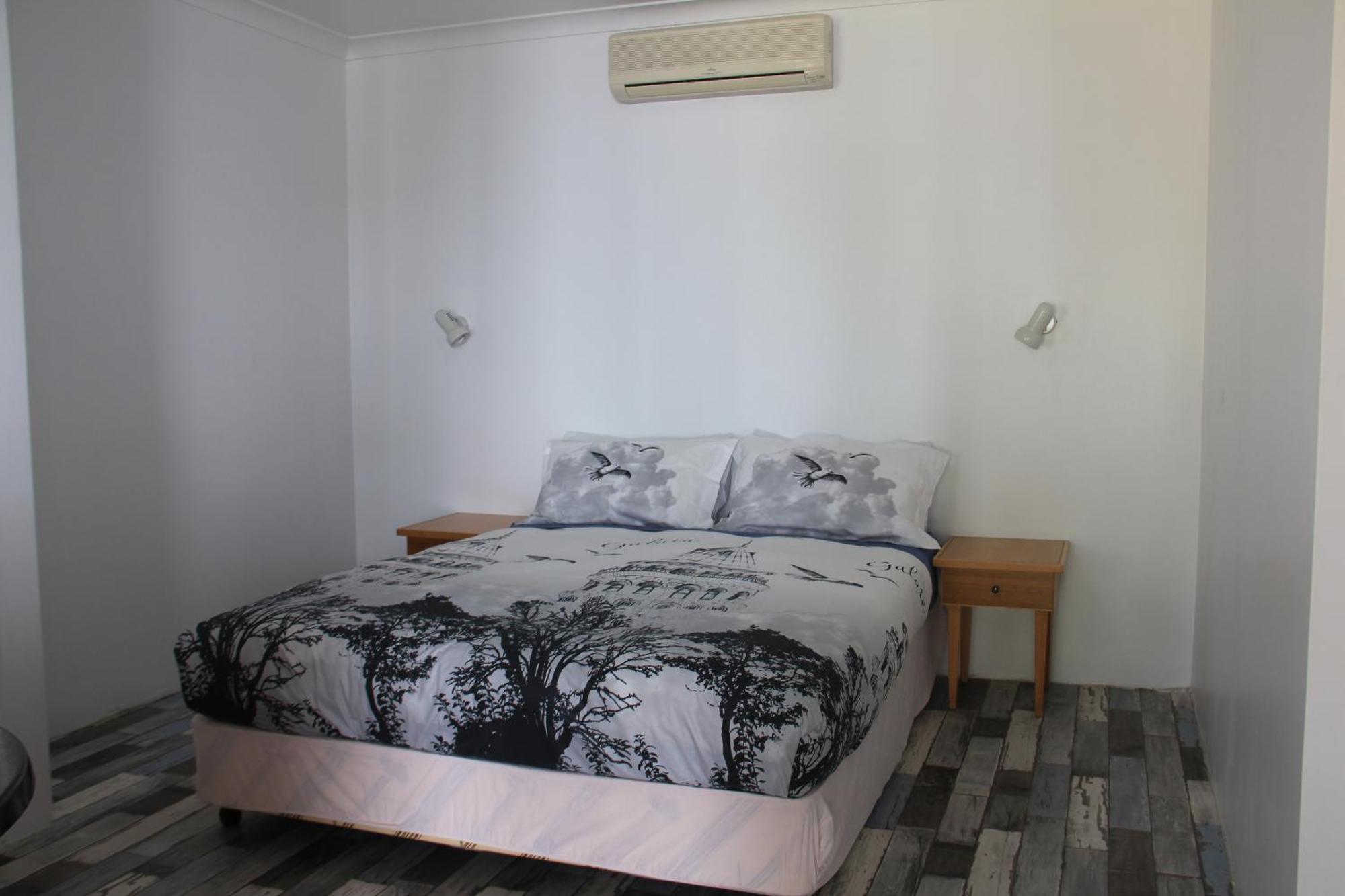 Busselton Ithaca Motel Екстер'єр фото