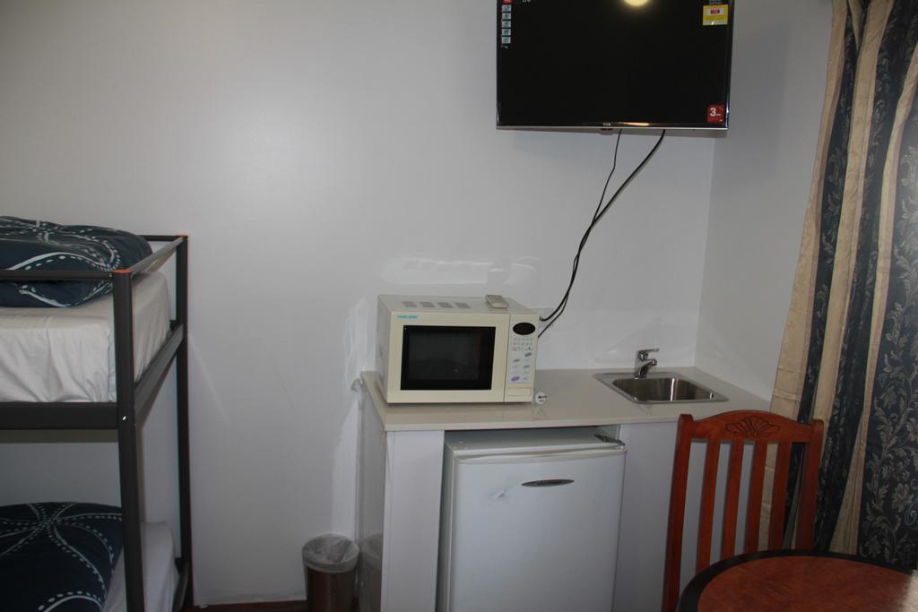 Busselton Ithaca Motel Екстер'єр фото