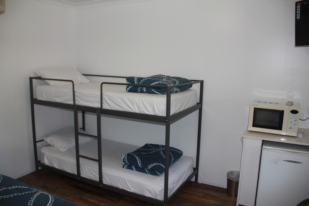 Busselton Ithaca Motel Екстер'єр фото