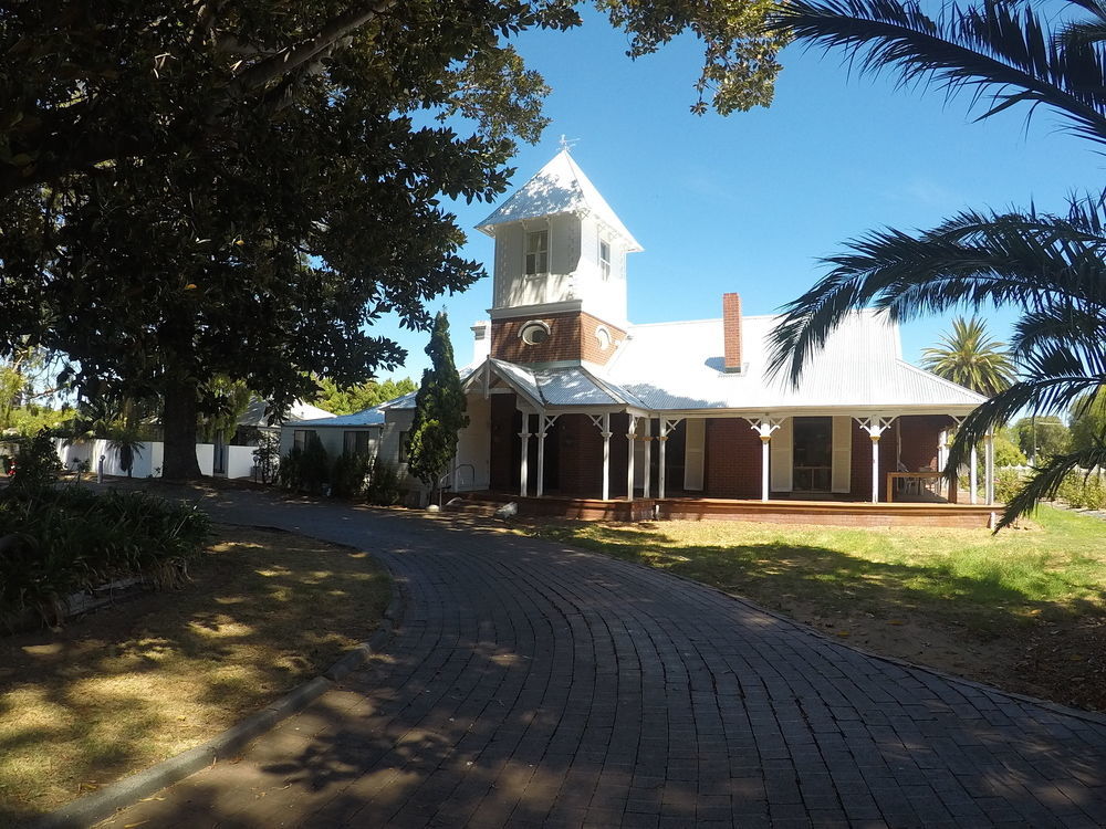 Busselton Ithaca Motel Екстер'єр фото